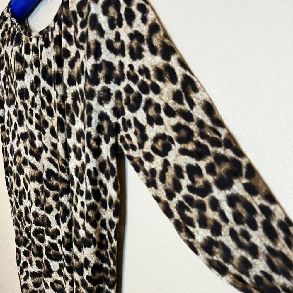 Michael Kors animal print 3/4 sleeve top with elastic hem  Size M
